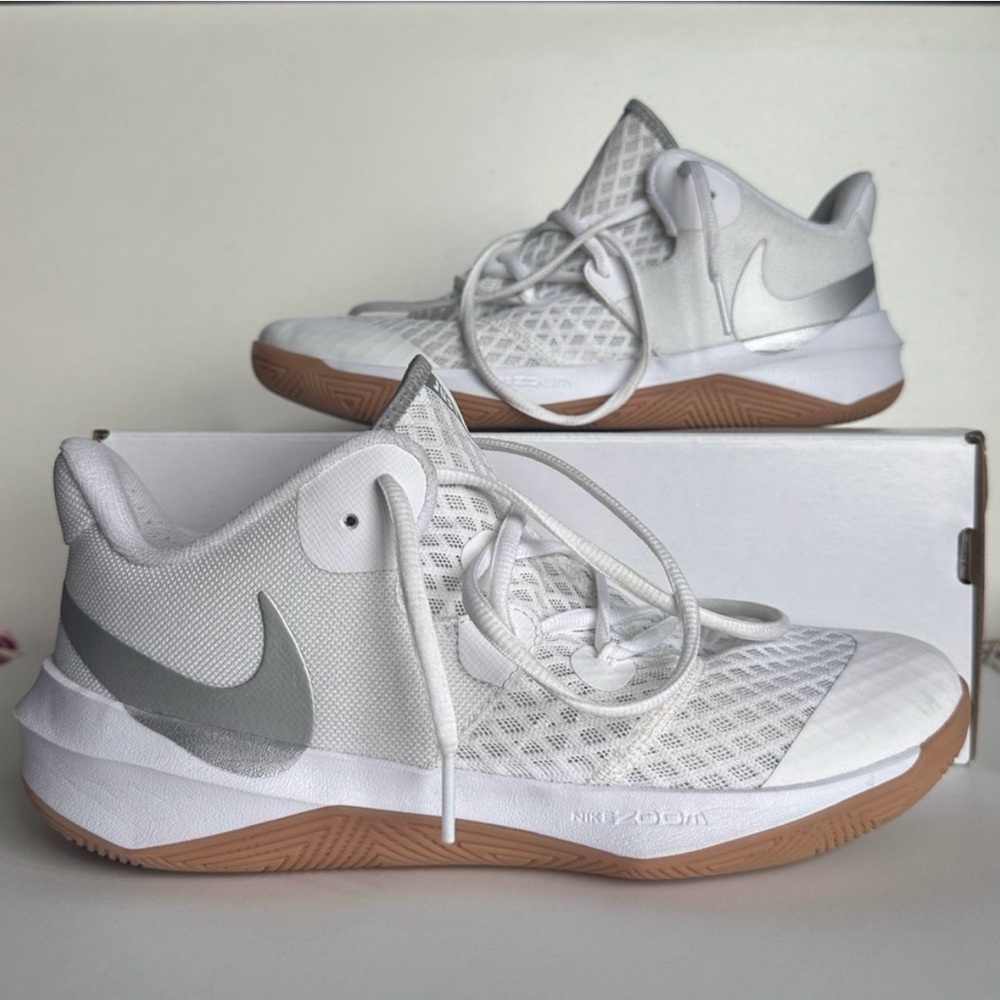 Nike Zoom Hyperspeed Court Shoe